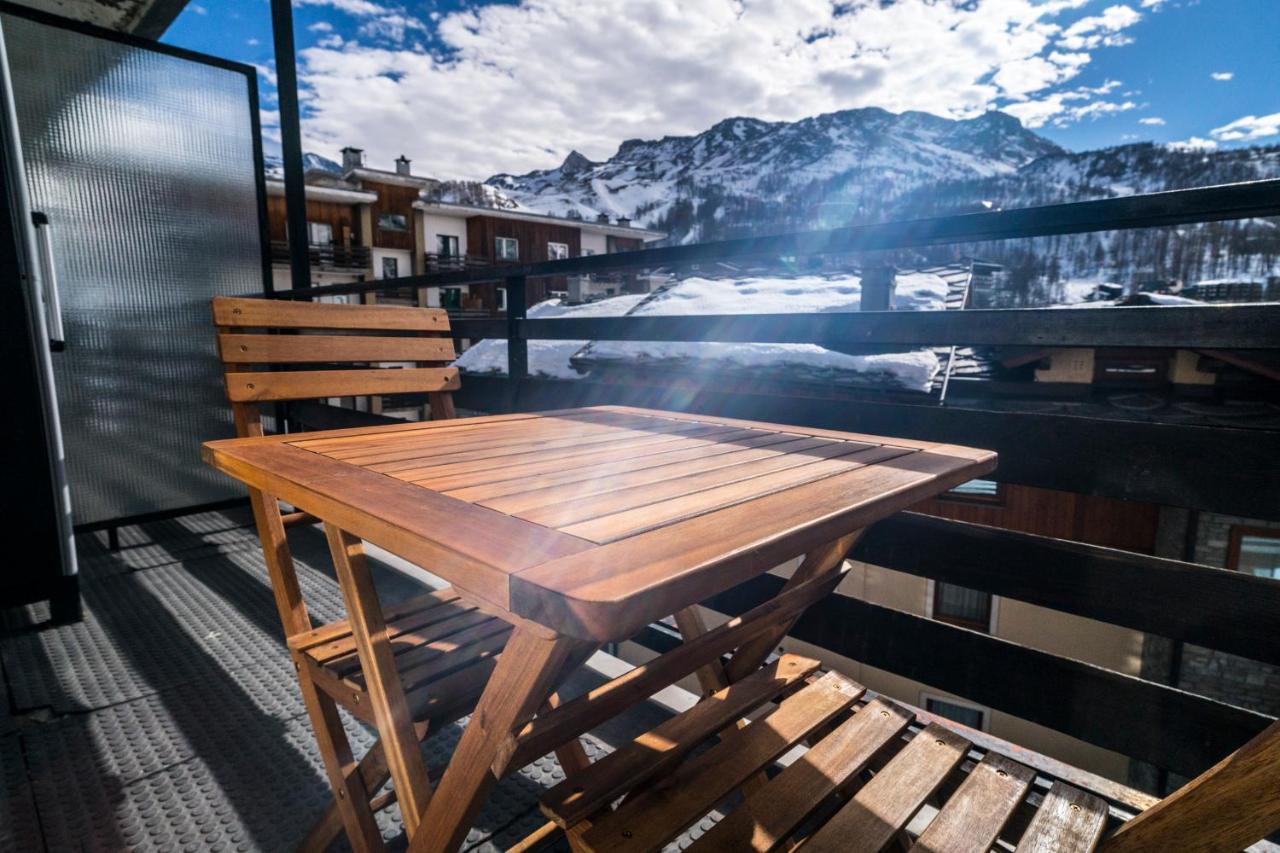 Stay In Cervinia Deluxe Apartment Брей-Червінія Екстер'єр фото