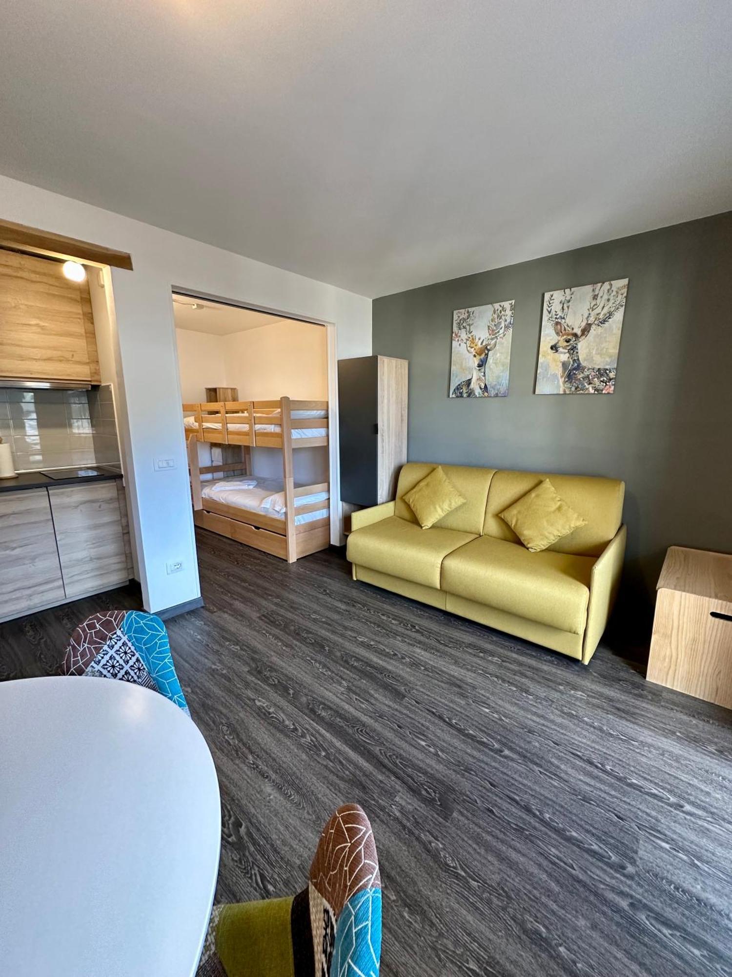 Stay In Cervinia Deluxe Apartment Брей-Червінія Екстер'єр фото